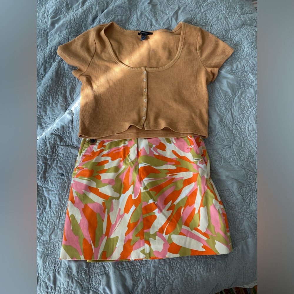 Forever 21 button down crop top
